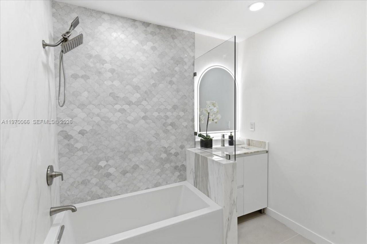 1971 SW 33rd Ave, Miami, FL 33145 Photo