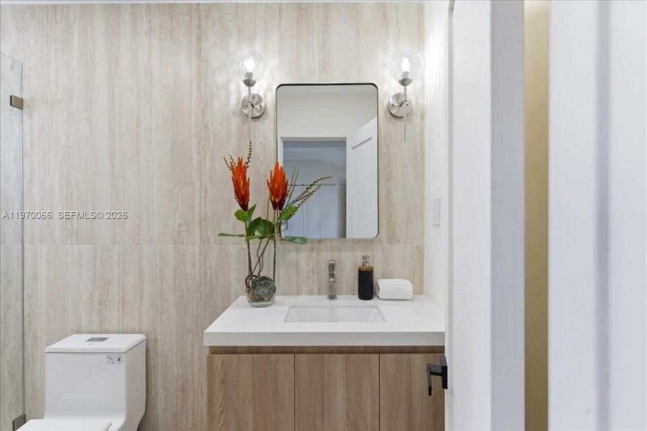 1971 SW 33rd Ave, Miami, FL 33145 Photo