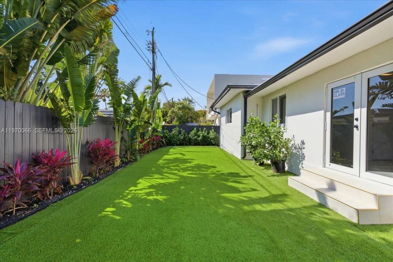 1971 SW 33rd Ave , Miami, FL 33145 Photo