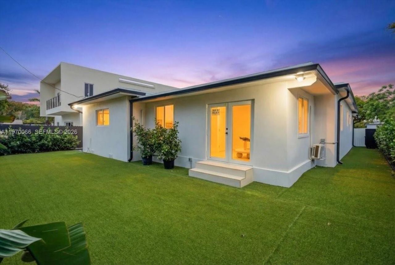 1971 SW 33rd Ave, Miami, FL 33145 Photo