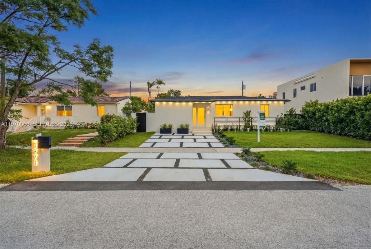 1971 SW 33rd Ave, Miami, FL 33145 Photo