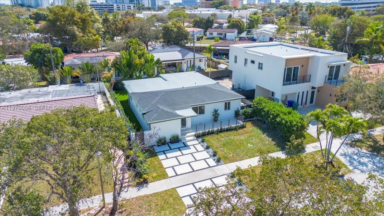 1971 SW 33rd Ave, Miami, FL 33145 Photo