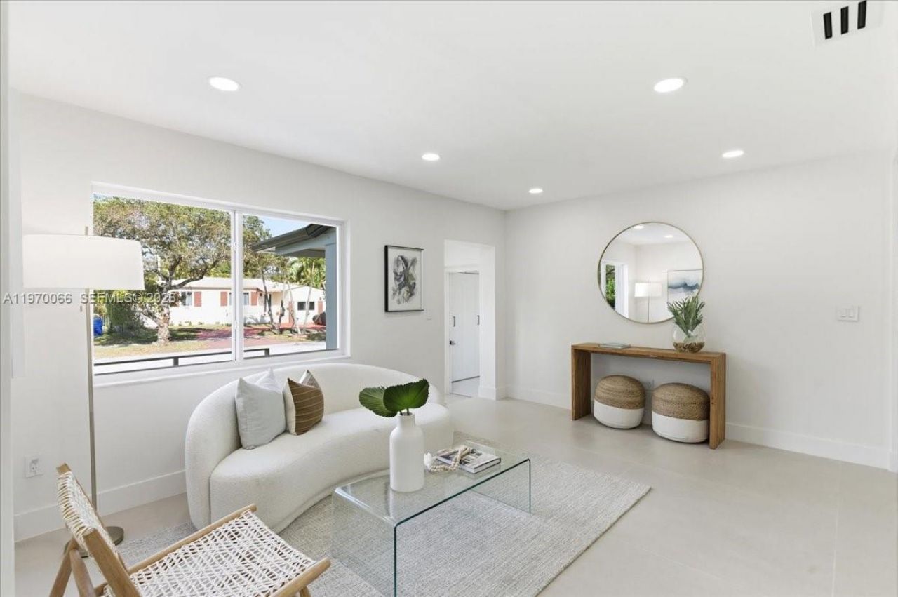 1971 SW 33rd Ave , Miami, FL 33145 Photo