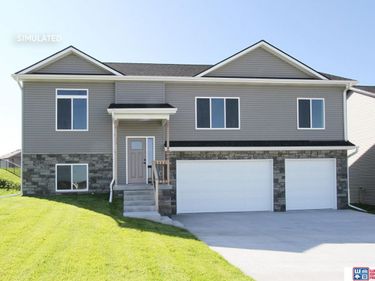 7305 NW 19th Street, Lincoln, NE 68521