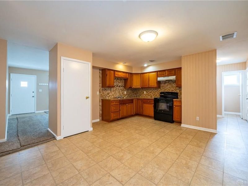 16 Hillgard Street, Dayton, OH 45426 Photo 10