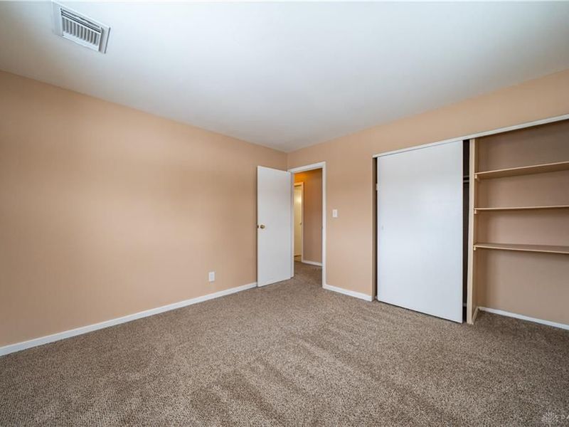 16 Hillgard Street, Dayton, OH 45426 Photo 18