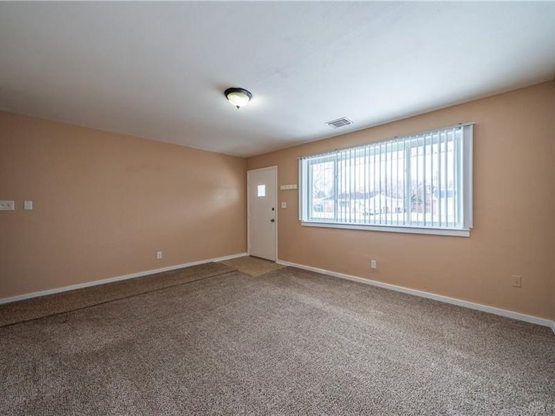 16 Hillgard Street, Dayton, OH 45426 Photo 6