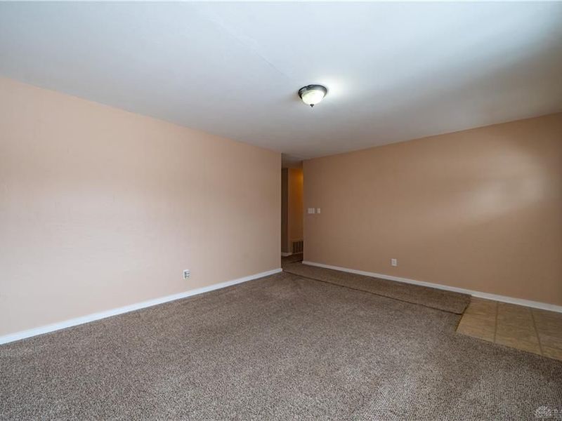 16 Hillgard Street, Dayton, OH 45426 Photo 7