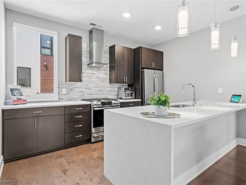 1240 W 70th Street, Cleveland, OH 44102 Photo 20