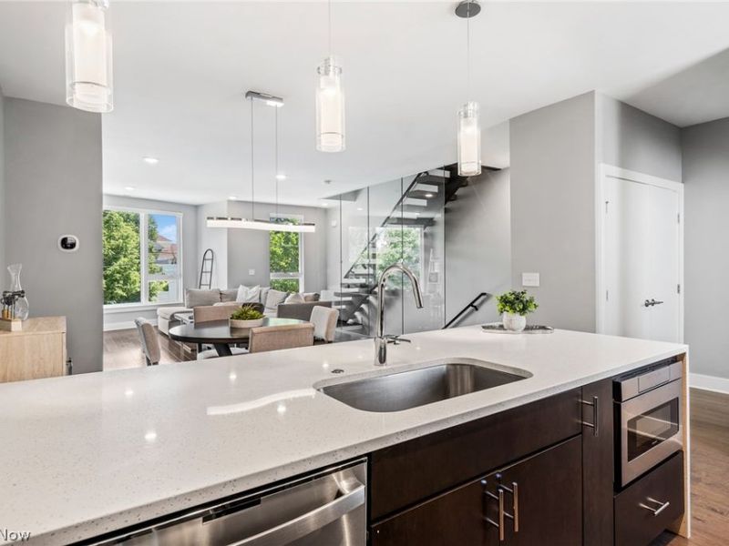 1240 W 70th Street, Cleveland, OH 44102 Photo 23