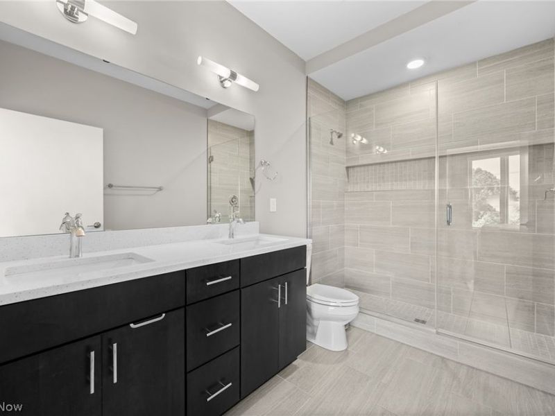 1240 W 70th Street, Cleveland, OH 44102 Photo 29