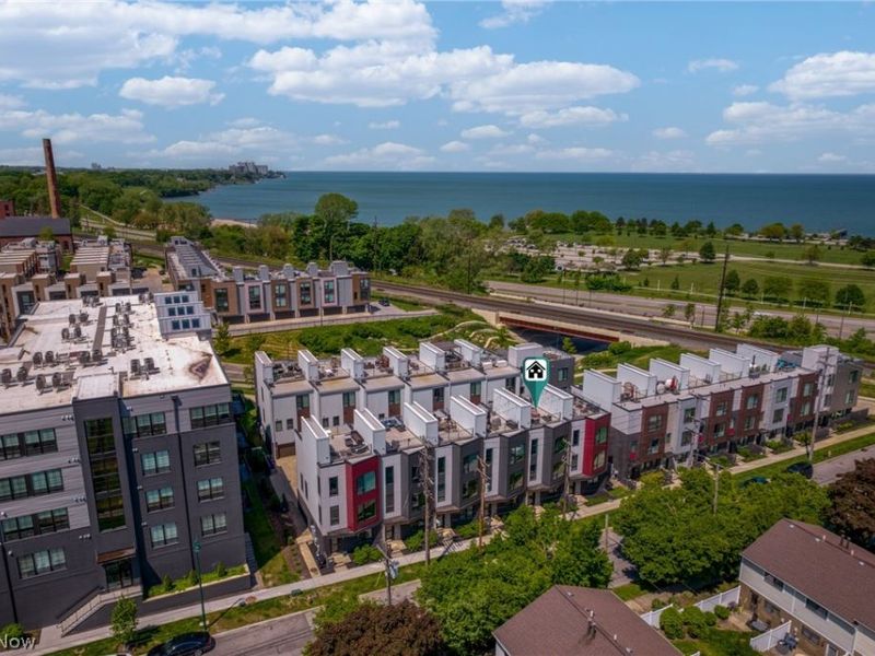 1240 W 70th Street, Cleveland, OH 44102 Photo 5