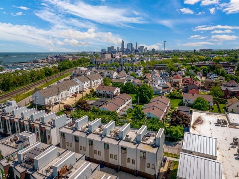 1240 W 70th Street, Cleveland, OH 44102 Photo 6