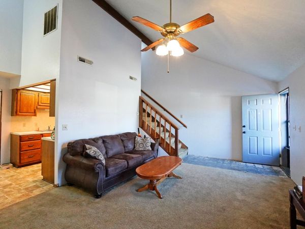 613 S Broadway Street, Grove, OK 74344