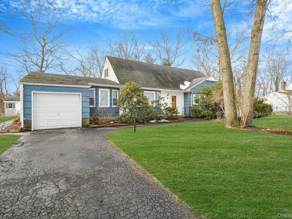 4 Orchid Drive, Port Jefferson Station, NY 11776