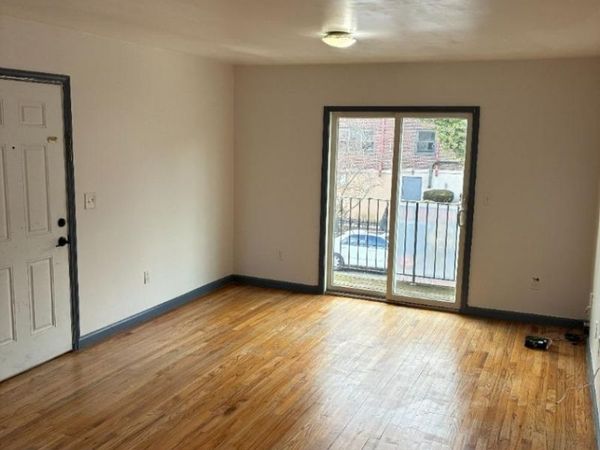 294 Randolph Ave, Jersey, NJ 07304