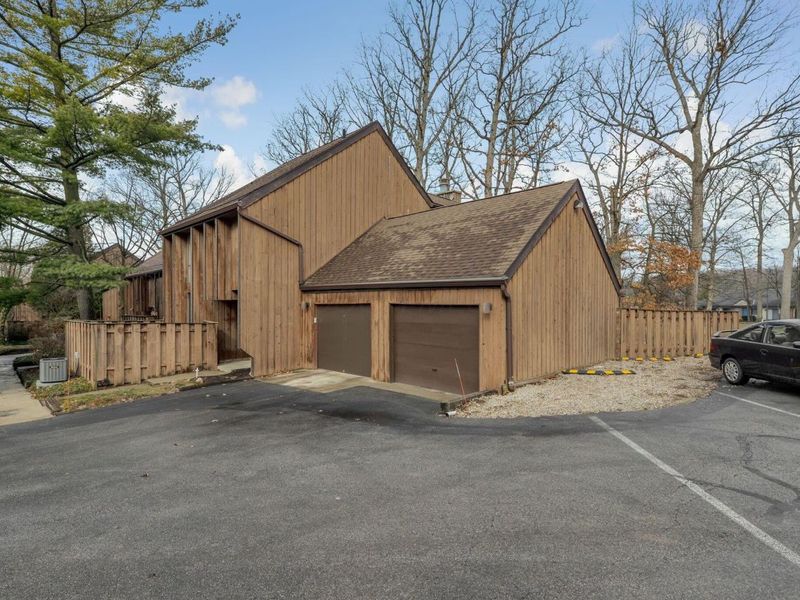 5076 Strawpocket Lane, Unit Unit 12, Westerville, OH 43081 Photo 2