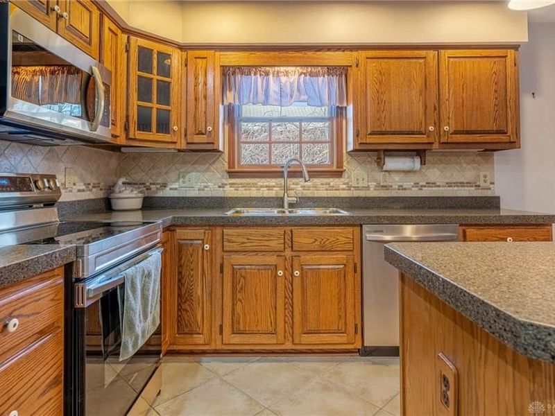 3546 New Burlington Road, Chester Township, OH 45177 Photo 3