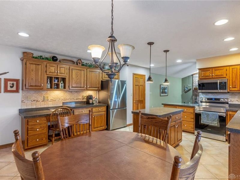 3546 New Burlington Road, Chester Township, OH 45177 Photo 6