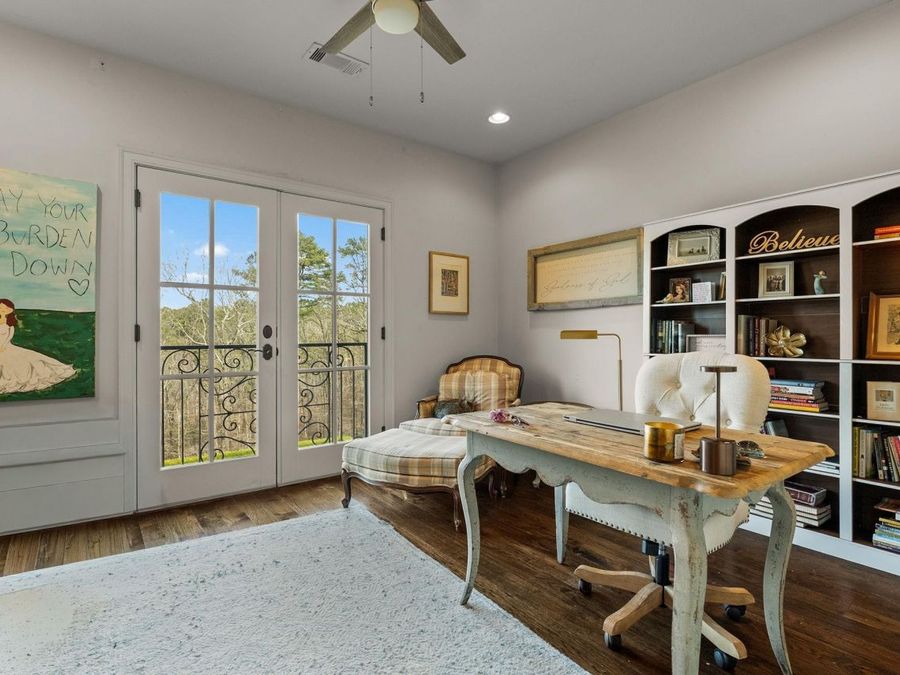 Property Image 33