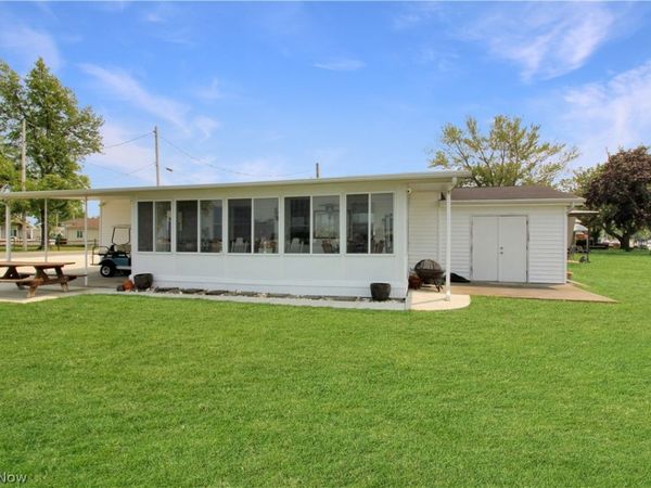 1660 N Compass Avenue, Port Clinton, OH 43452