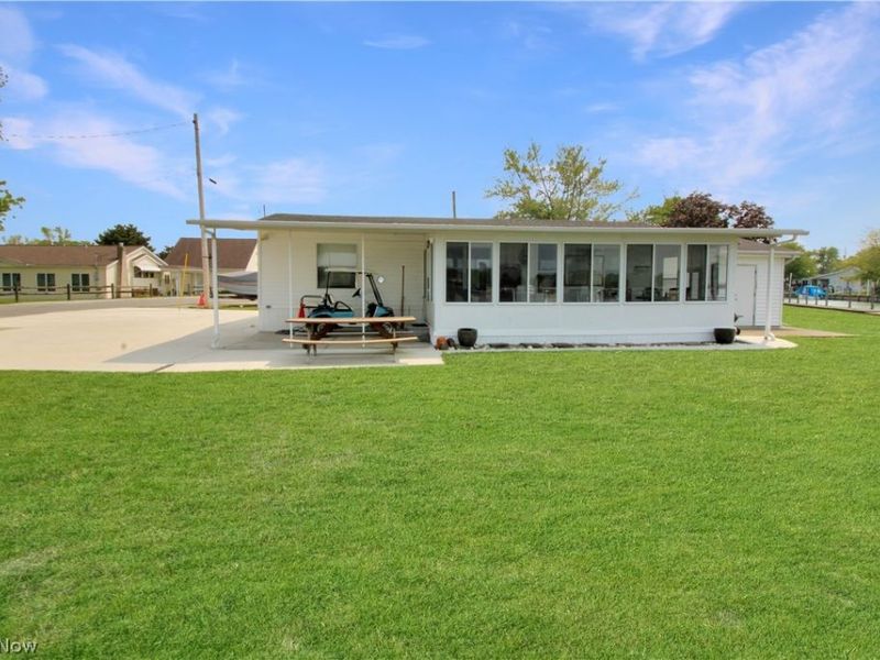 1660 N Compass Avenue, Port Clinton, OH 43452 Photo 32