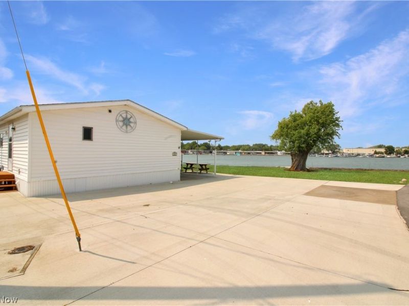 1660 N Compass Avenue, Port Clinton, OH 43452 Photo 35