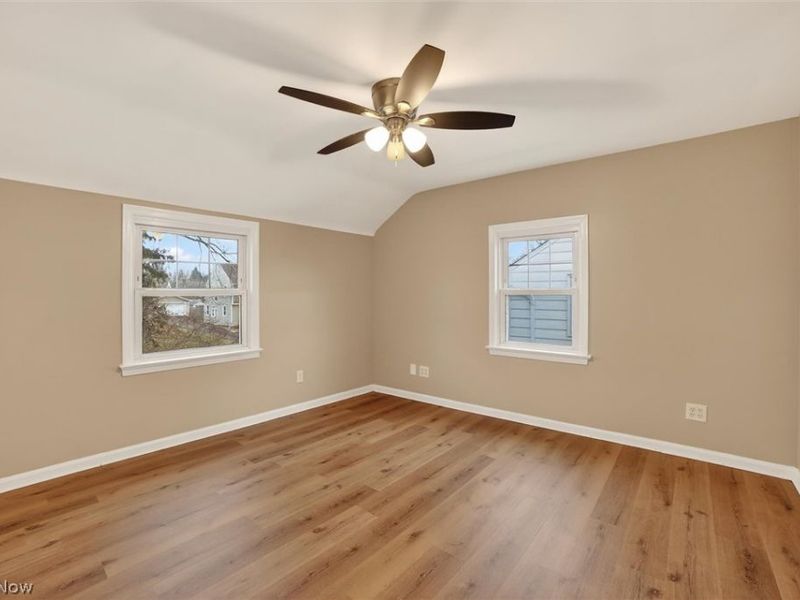 3799 Merrymound Road, Cleveland, OH 44121 Photo 13