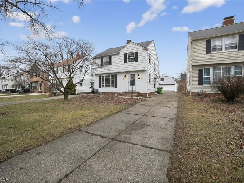 3799 Merrymound Road, Cleveland, OH 44121 Photo 25