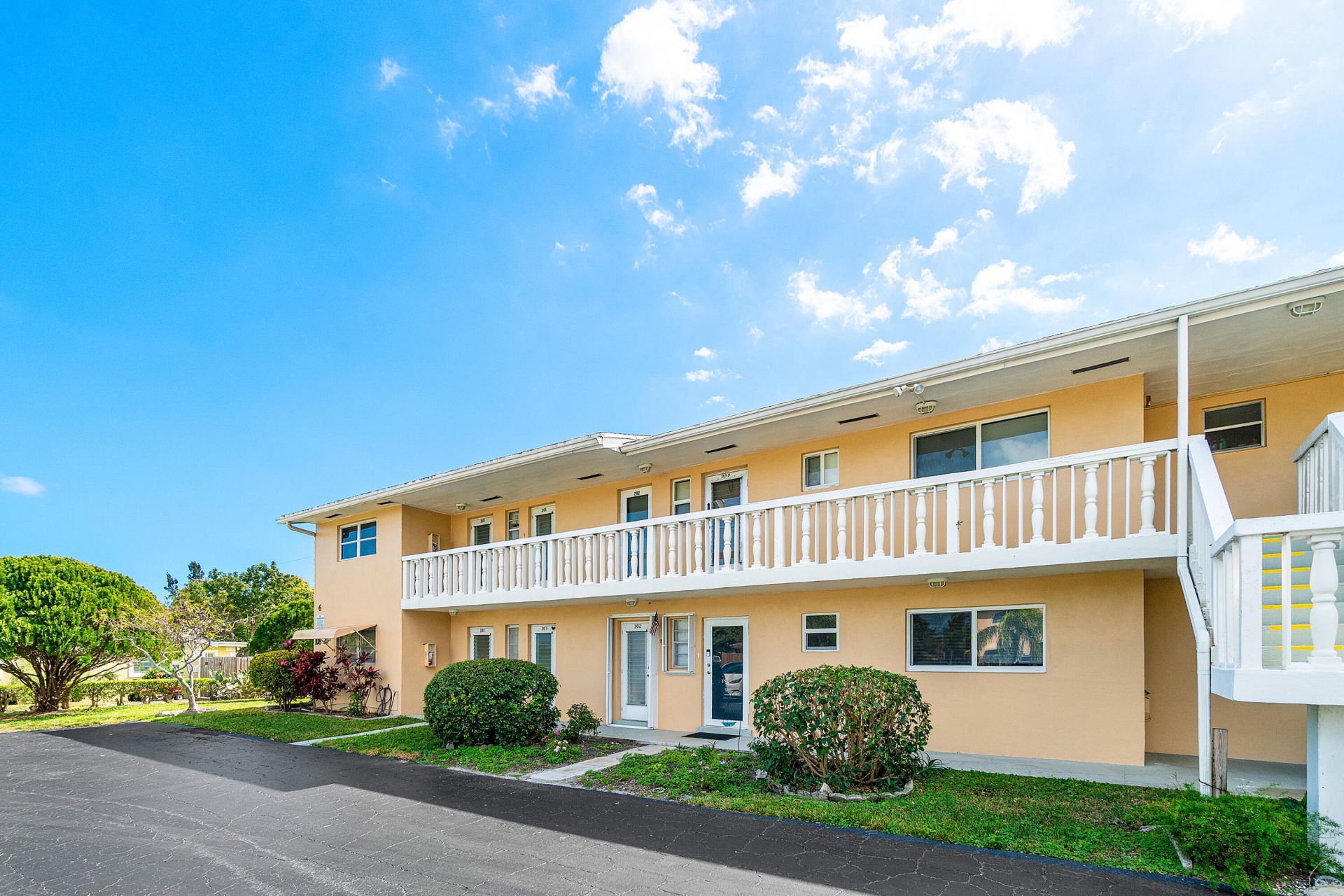 108 NE 20th Avenue Ne, Unit 201, Boynton Beach, FL 33435 Photo