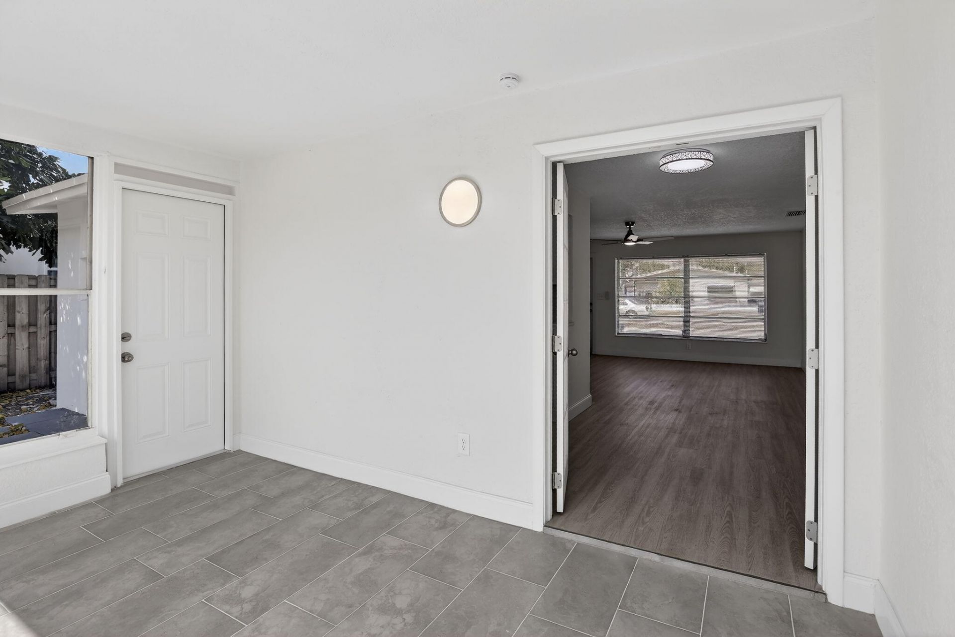 6820 NW 29th Court, Sunrise, FL 33313 Photo