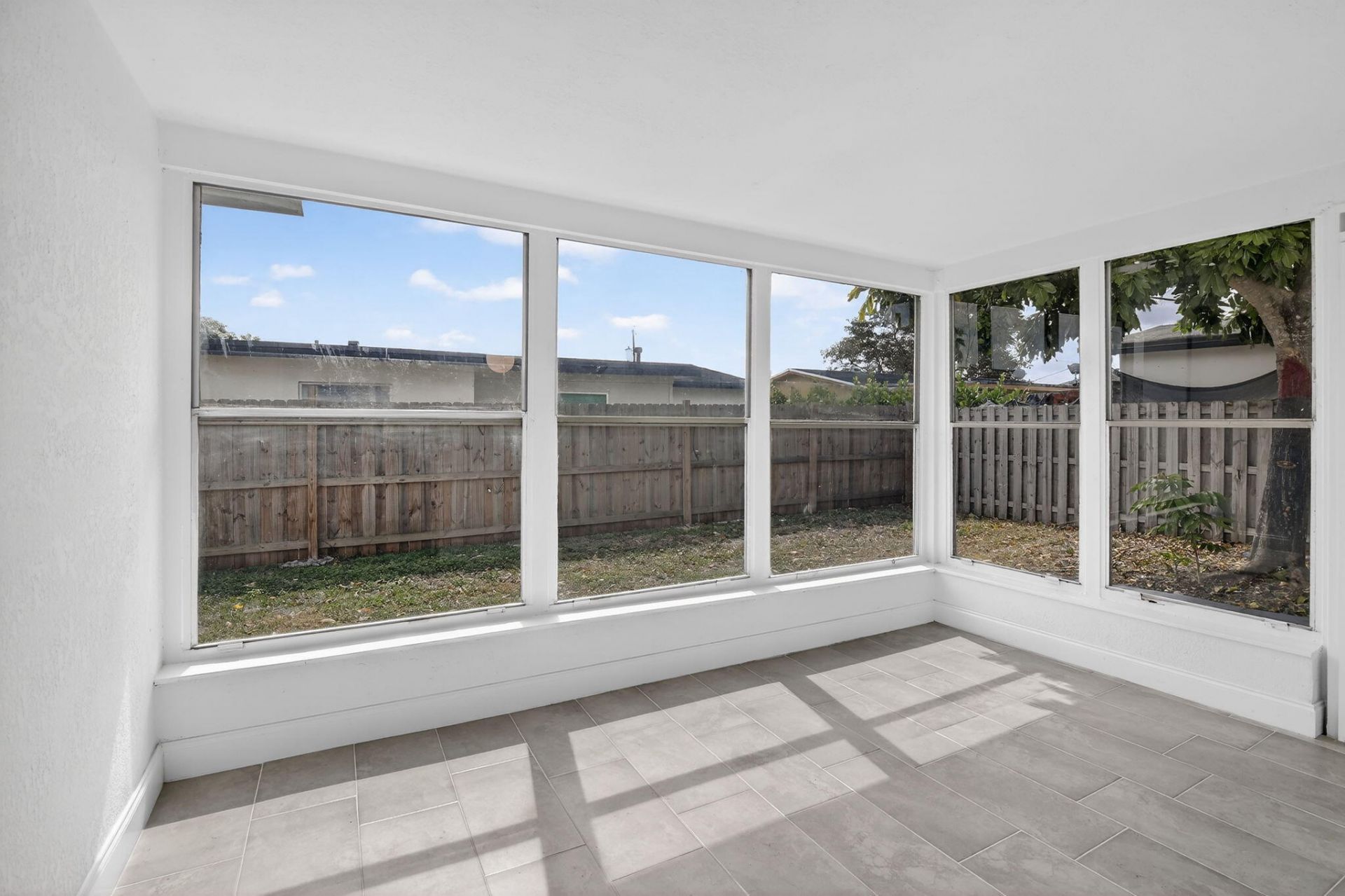 6820 NW 29th Court, Sunrise, FL 33313 Photo