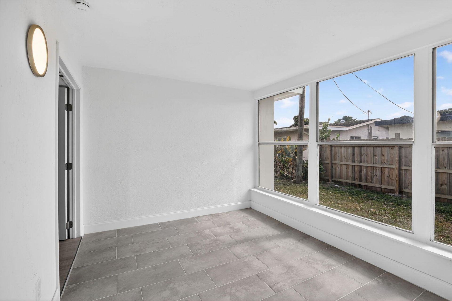 6820 NW 29th Court, Sunrise, FL 33313 Photo