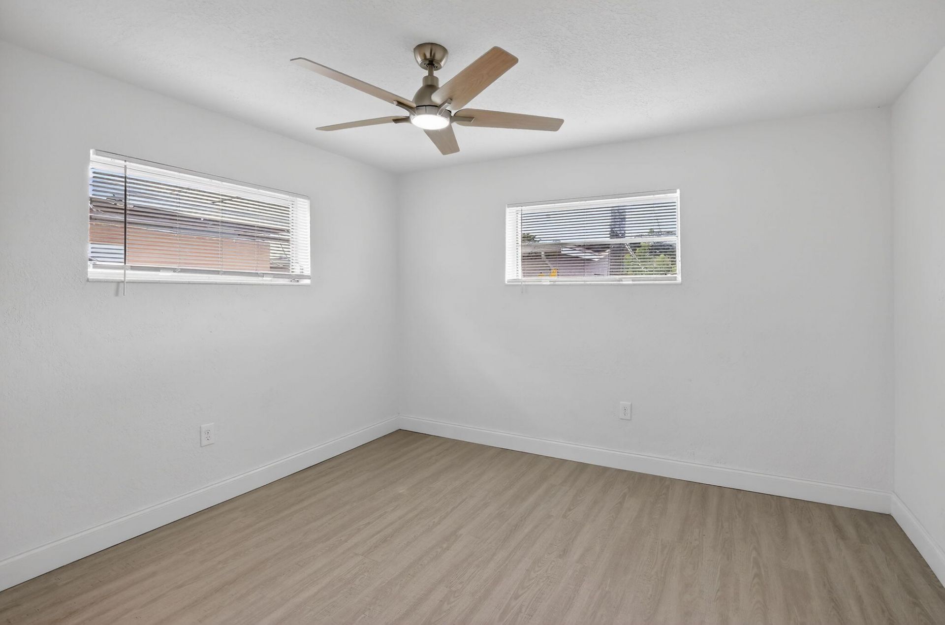 6820 NW 29th Court, Sunrise, FL 33313 Photo