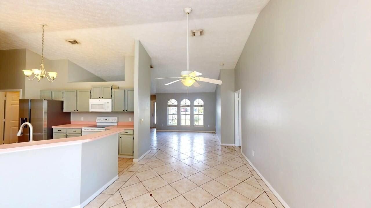 1901 SE Dock Street, Port Saint Lucie, FL 34952 Photo