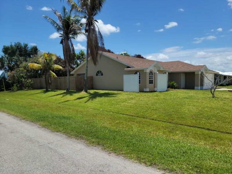 1901 SE Dock Street, Port Saint Lucie, FL 34952 Photo
