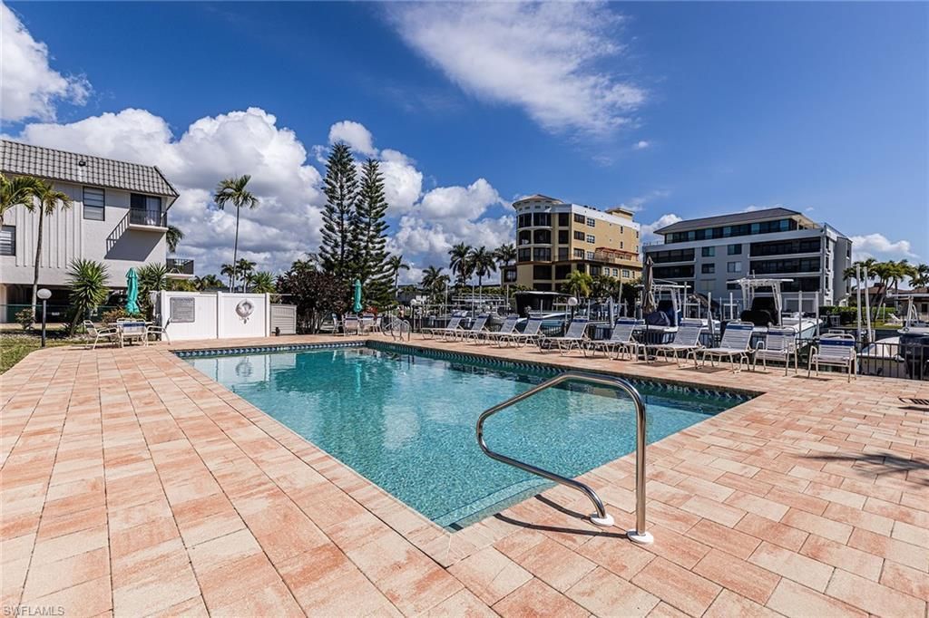 919 Huron Ct, Unit 101, Marco Island, FL 34145 Photo