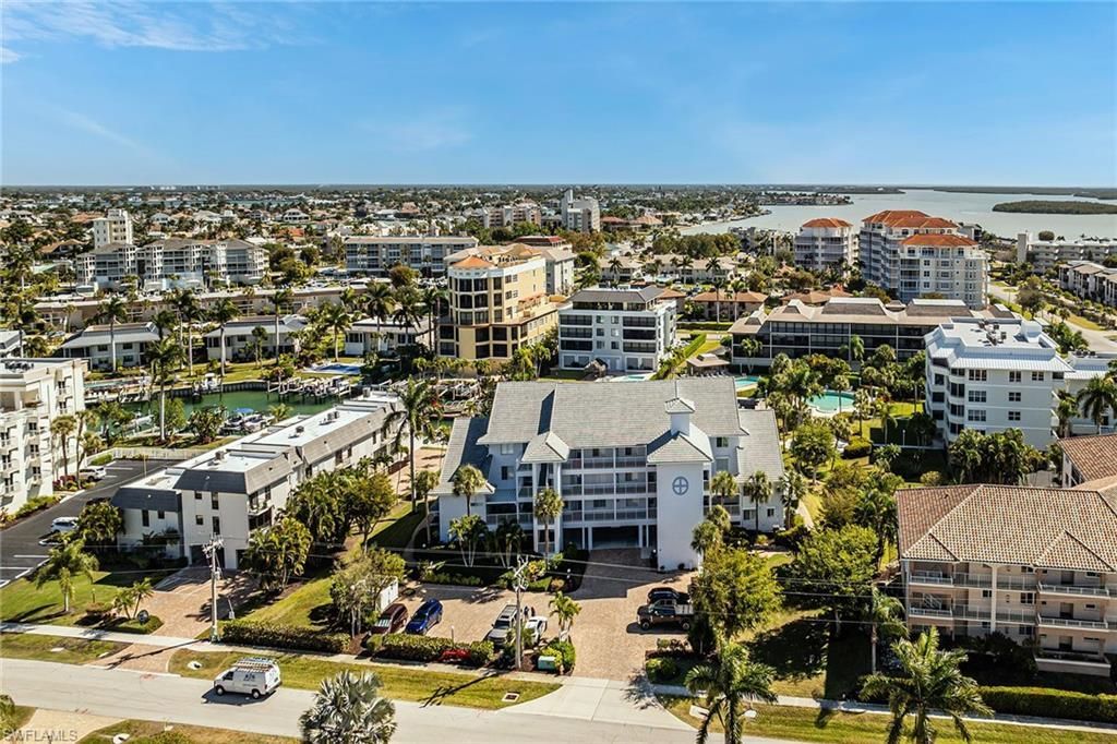 919 Huron Ct, Unit 101, Marco Island, FL 34145 Photo