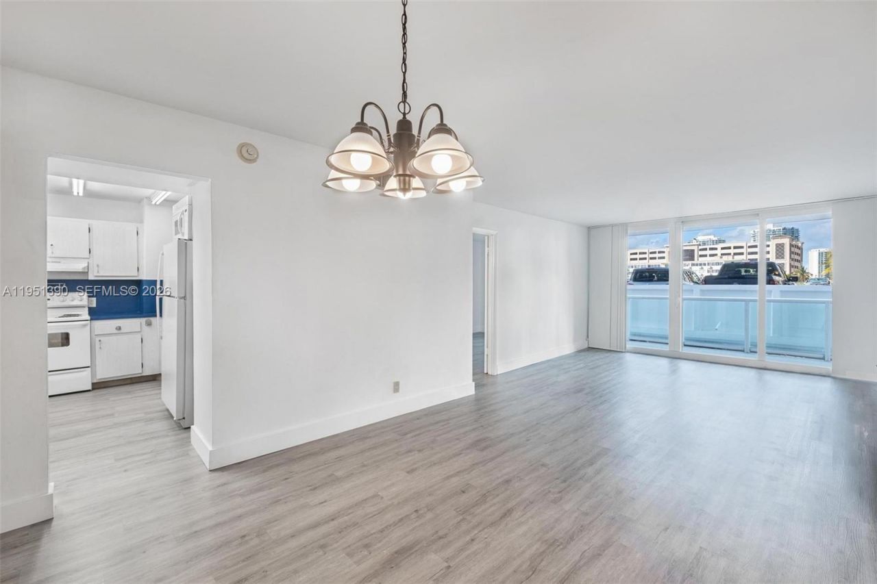 100 Bayview Dr, Unit 229, Sunny Isles Beach, FL 33160 Photo