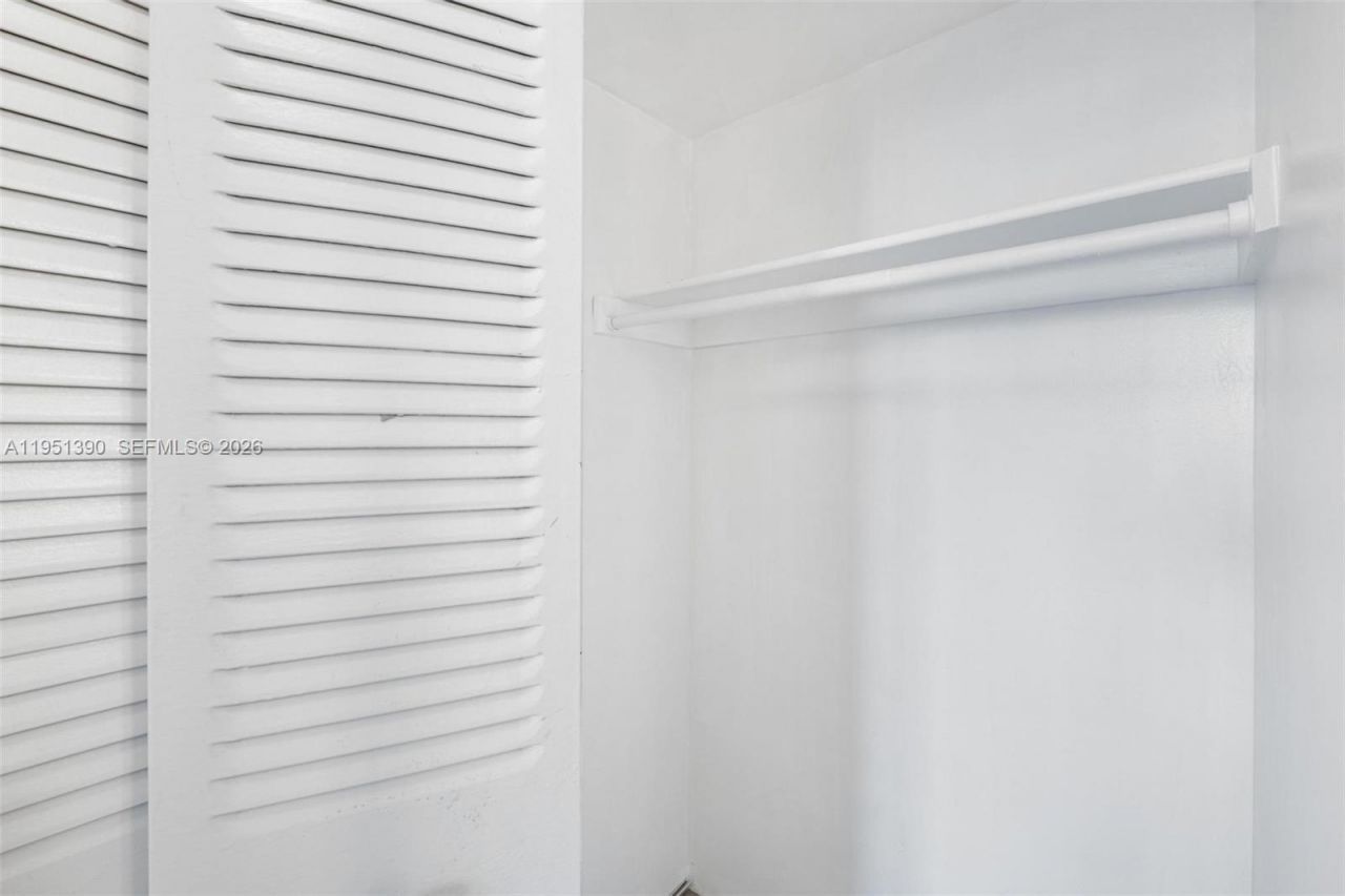 100 Bayview Dr, Unit 229, Sunny Isles Beach, FL 33160 Photo