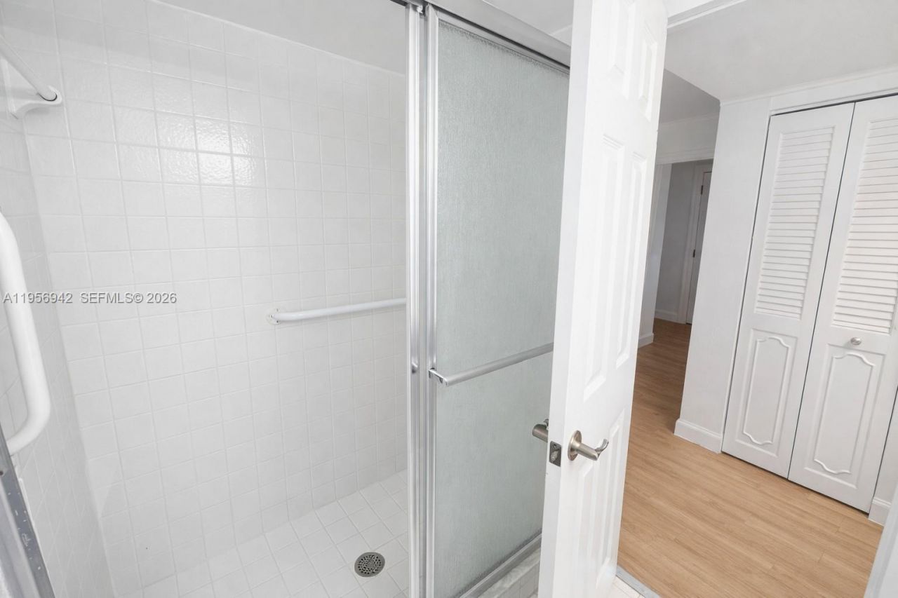 3920 Inverrary Blvd , Unit 608C, Lauderhill, FL 33319 Photo