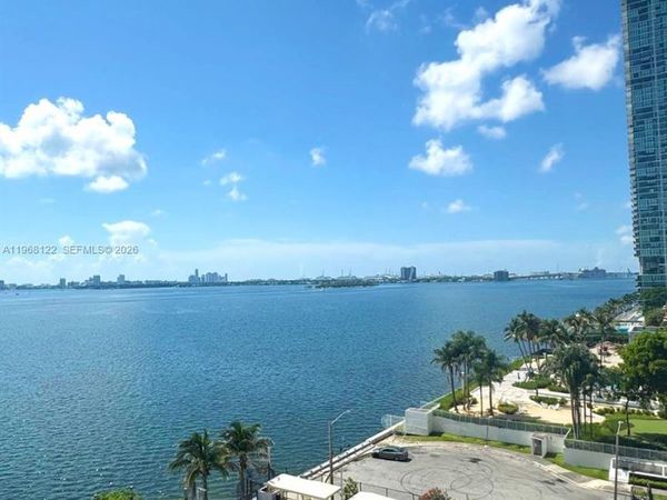 600 NE 36th St, Unit 820, Miami, FL 33137