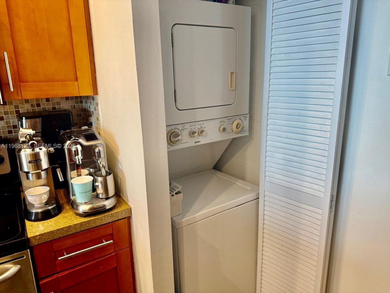 600 NE 36th St, Unit 820, Miami, FL 33137 Photo