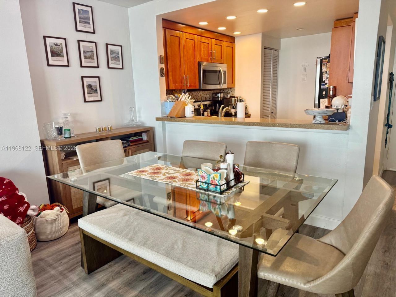 600 NE 36th St, Unit 820, Miami, FL 33137 Photo