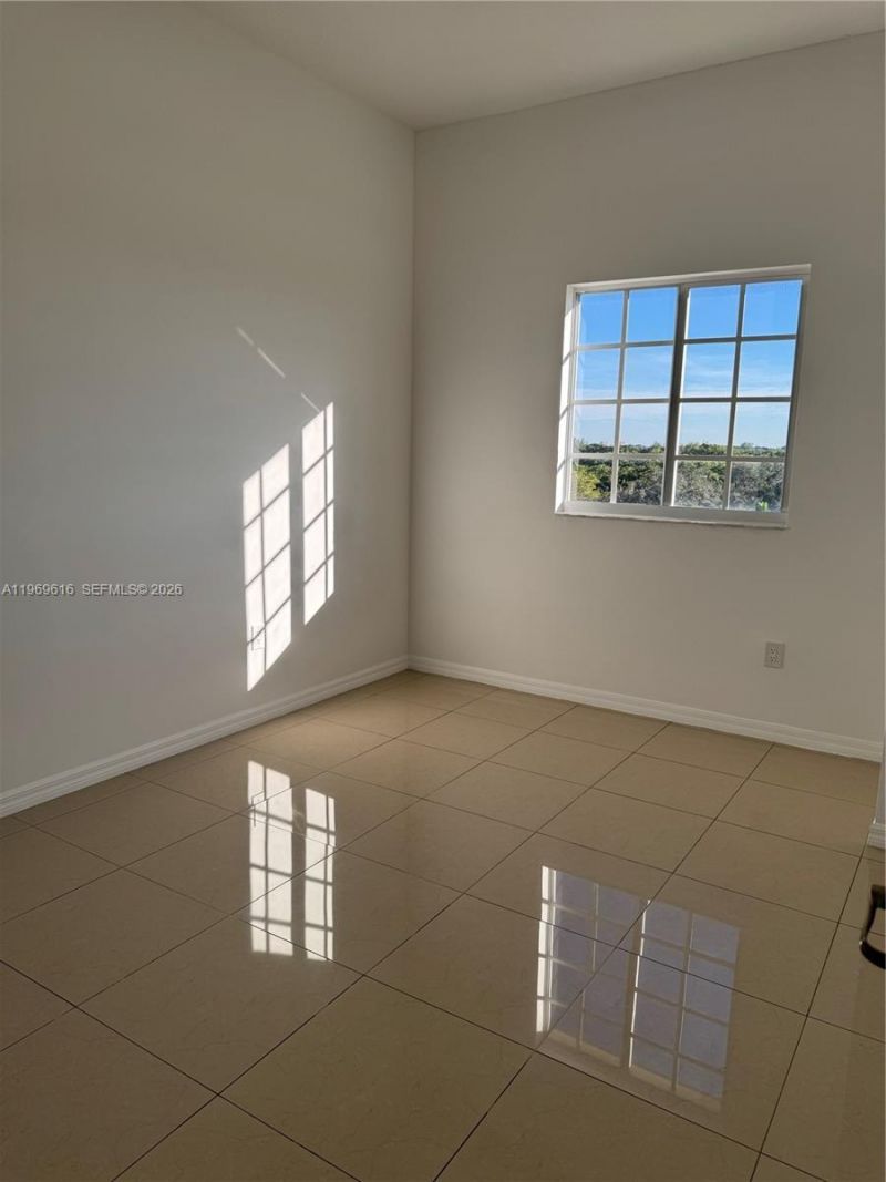 5271 SW 8th St , Unit 503, Miami, FL 33134 Photo