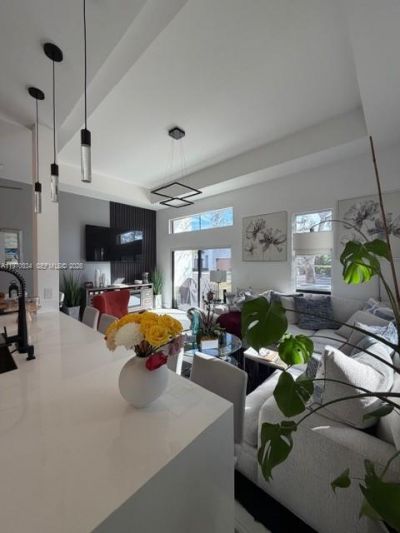 4396 NW 9th St , Plantation, FL 33317 Photo