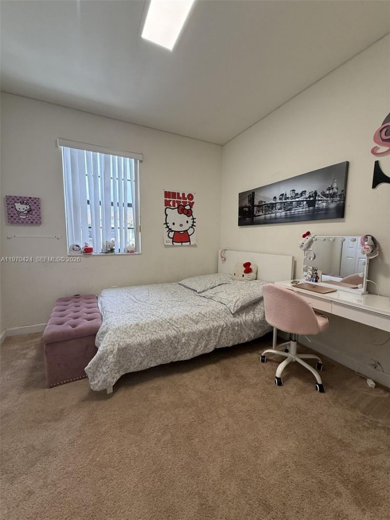 9386 W 33rd Ln, Hialeah, FL 33018 Photo