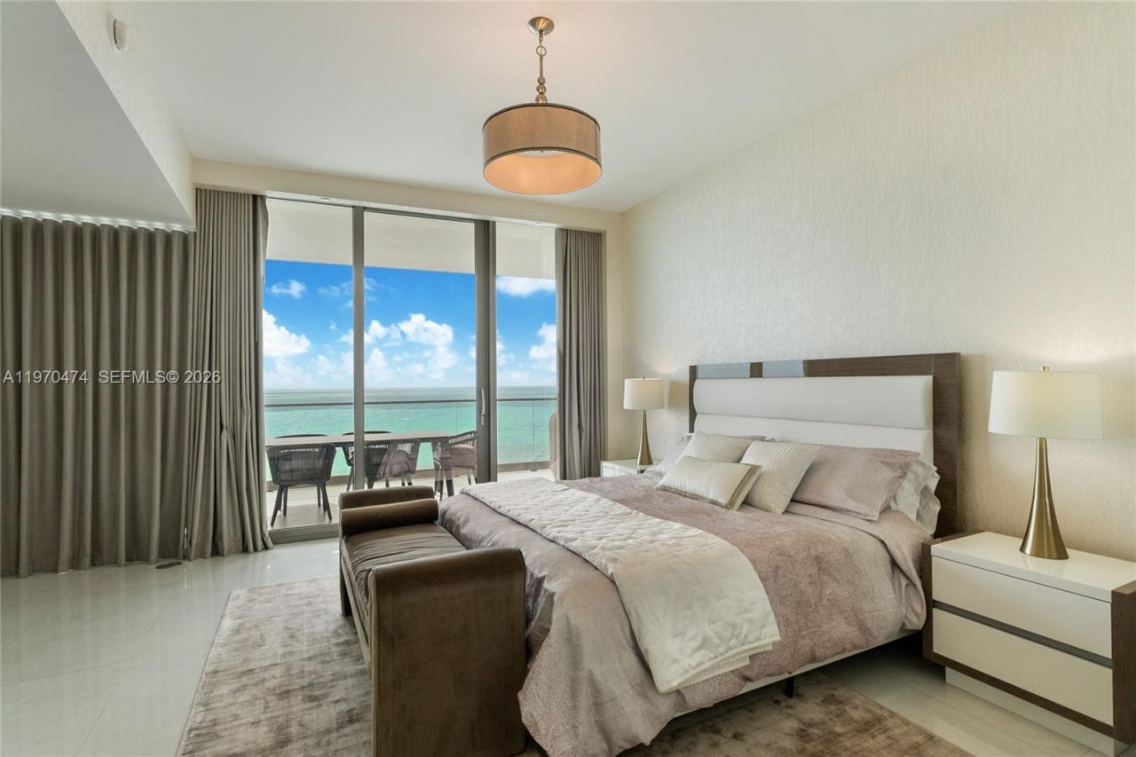 18975 Collins Ave , Unit 2703, Sunny Isles Beach, FL 33160 Photo