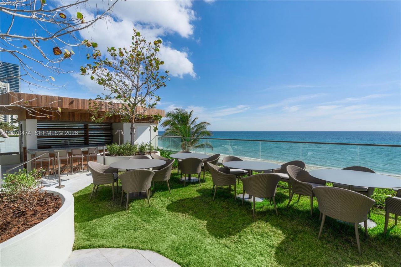 18975 Collins Ave , Unit 2703, Sunny Isles Beach, FL 33160 Photo