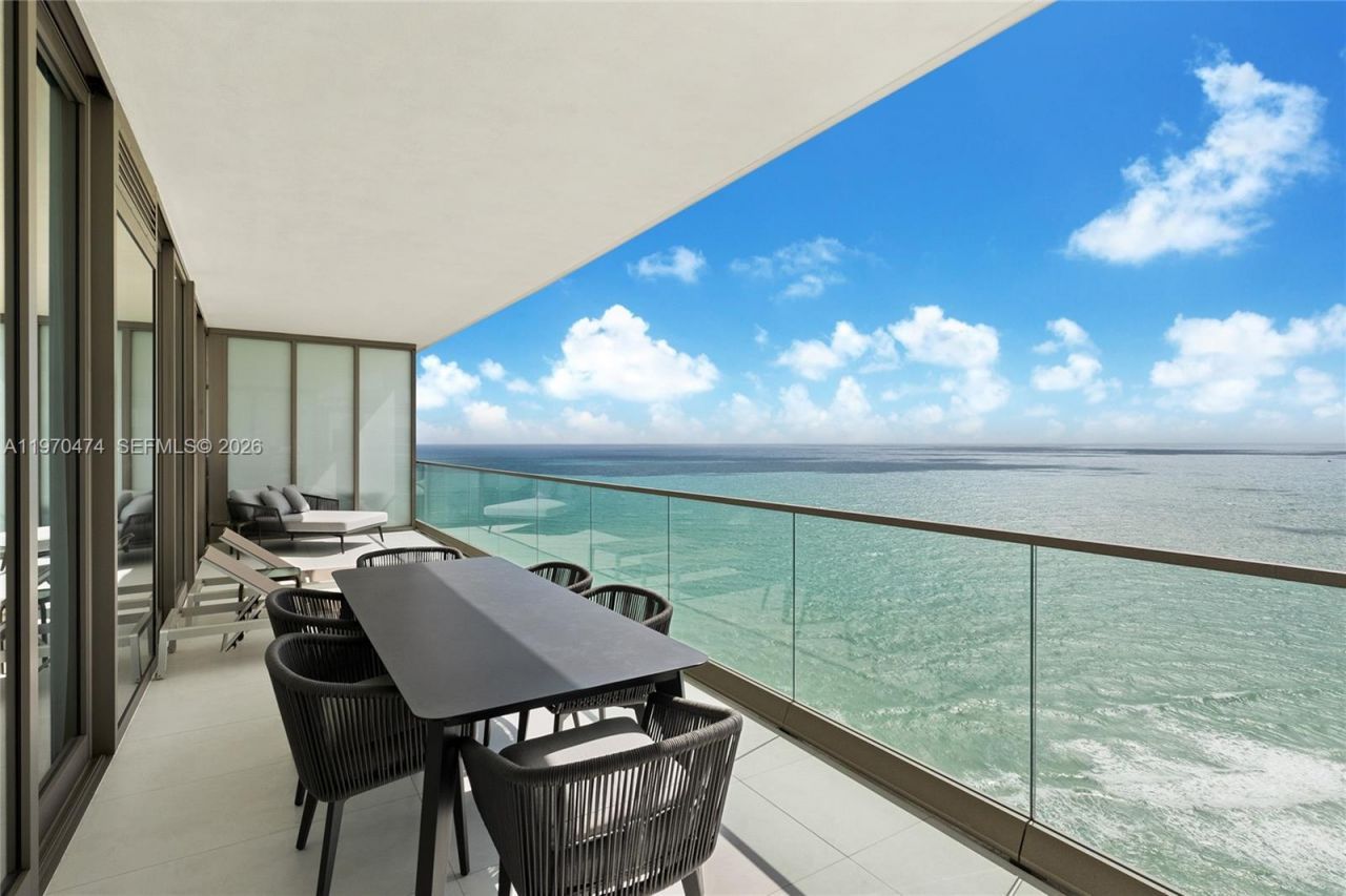18975 Collins Ave , Unit 2703, Sunny Isles Beach, FL 33160 Photo